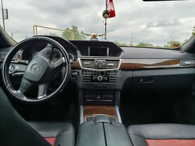 Mercedes E 220 d 2012, 390,000 km - 2.2 l - Qazax