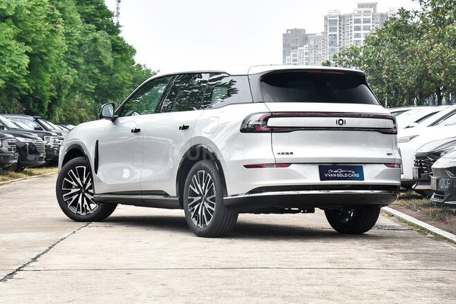 Changan Qiyuan Q07-4