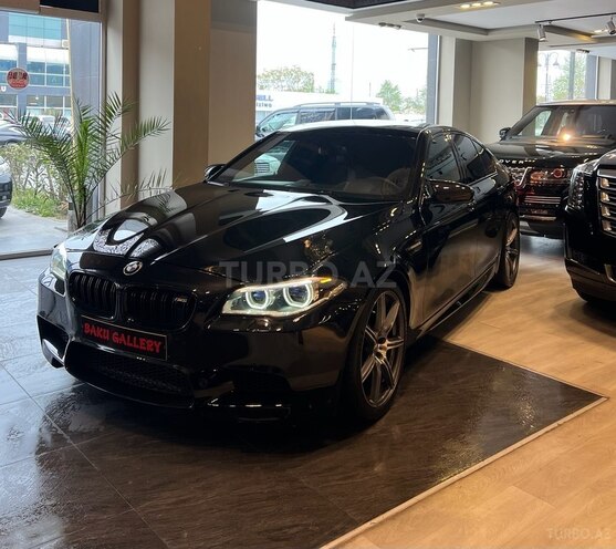 BMW M5-4