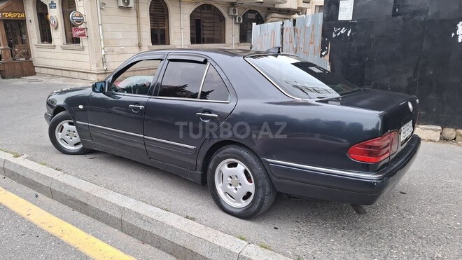 Mercedes E 200 1998, 355,555 km - 2.0 l - Bakı