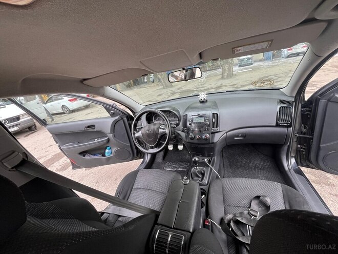 Hyundai i30 2009, 350,000 km - 1.4 л - Bakı