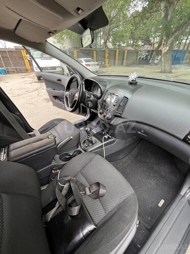 Hyundai i30 2009, 350,000 km - 1.4 л - Bakı