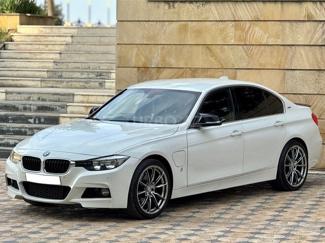 BMW 330e 2017, 101,000 km - 2.0 л - Gəncə