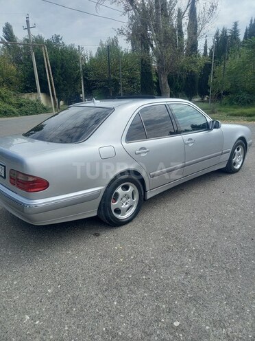 Mercedes E 280 2000, 345,000 km - 2.8 l - Ağcabədi