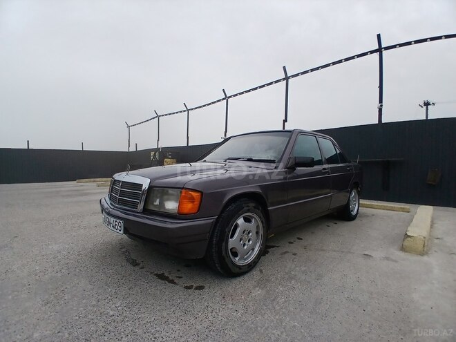 Mercedes 190 1993, 300,000 km - 2.0 l - Bakı