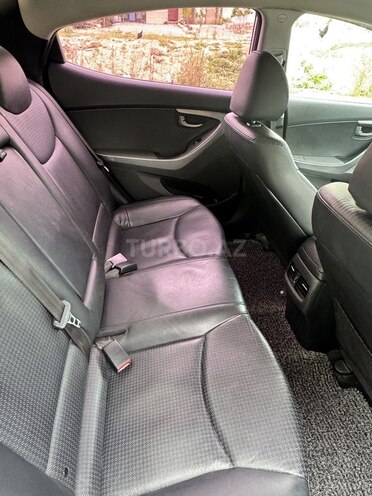 Hyundai Avante 2015, 185,000 km - 1.6 l - Bakı