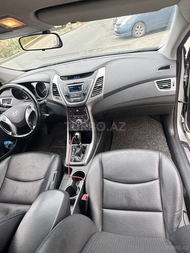 Hyundai Avante 2015, 185,000 km - 1.6 l - Bakı