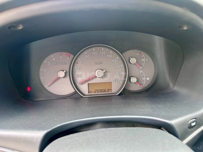 Kia Carens 2007, 260,000 km - 2.0 l - Bakı