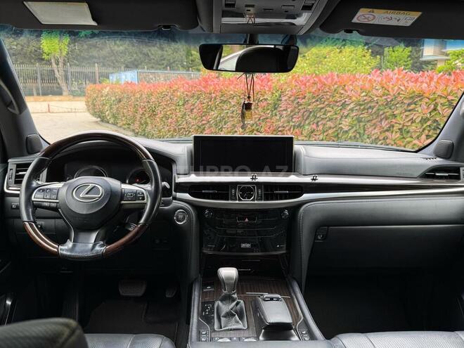 Lexus LX 570 2017, 144,000 km - 5.7 l - Bakı
