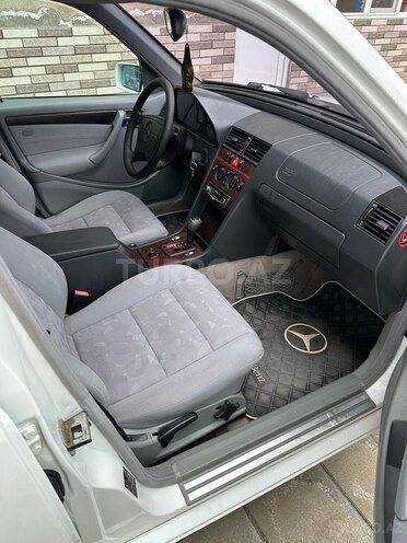 Mercedes C 240 1998, 452,125 km - 2.4 l - Masallı