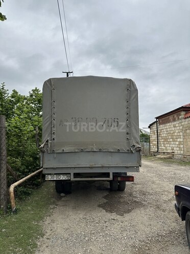 GAZ 330232-744 2008, 283,000 km - 2.4 l - Qusar