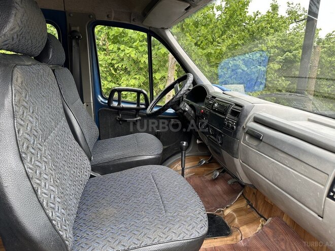 GAZ 330232-744 2008, 283,000 km - 2.4 l - Qusar