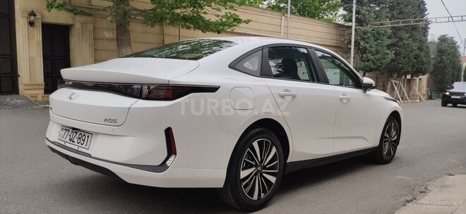 Changan Qiyuan A05 2024, 1,900 km - 1.5 l - Bakı