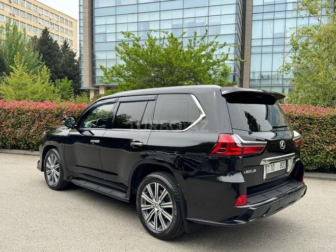 Lexus LX 570 2017, 144,000 km - 5.7 l - Bakı