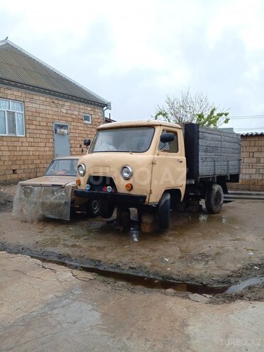 UAZ 3303 1988, 250,000 km - 2.4 l - Şirvan
