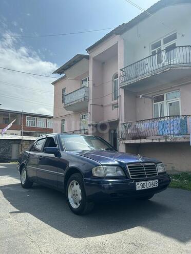 Mercedes C 180 1994, 350,000 km - 1.8 l - Qax