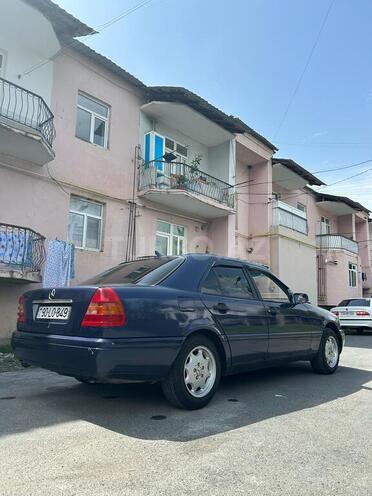 Mercedes C 180 1994, 350,000 km - 1.8 l - Qax