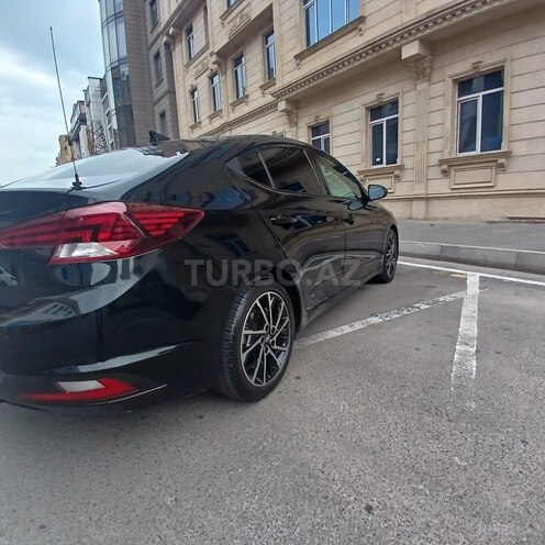 Hyundai Elantra 2019, 158,726 km - 2.0 l - Bakı