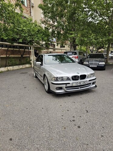 BMW 528 2002, 237,564 km - 2.5 l - Bakı