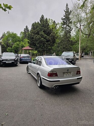 BMW 528 2002, 237,564 km - 2.5 l - Bakı