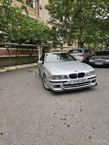 BMW 528 2002, 237,564 km - 2.5 l - Bakı