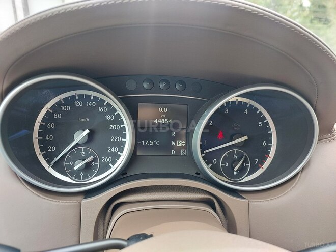 Mercedes GL 550 2011, 44,860 km - 5.5 l - Bakı