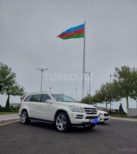 Mercedes GL 550 2011, 44,860 km - 5.5 l - Bakı