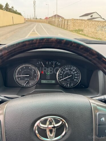Toyota Land Cruiser 2010, 179,673 km - 4.0 л - Bakı