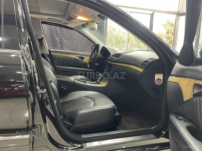 Mercedes E 220 d-7