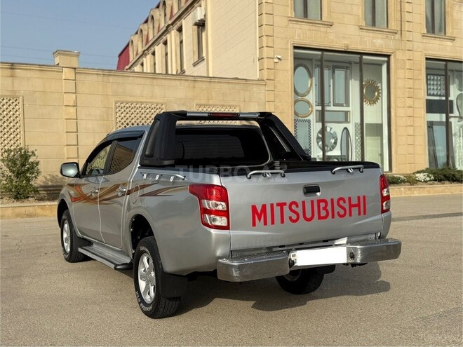 Mitsubishi L200 2016, 182,700 km - 2.5 l - Bakı