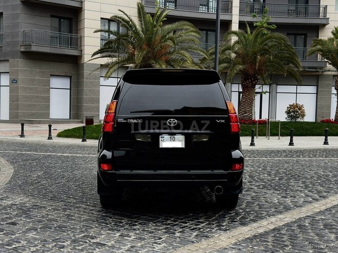 Toyota Land Cruiser Prado-5