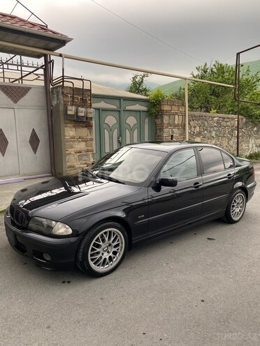 BMW 318 2000, 325,000 km - 1.9 l - Şəki