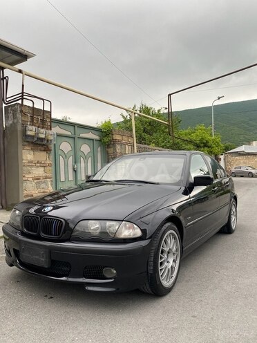 BMW 318 2000, 325,000 km - 1.9 l - Şəki