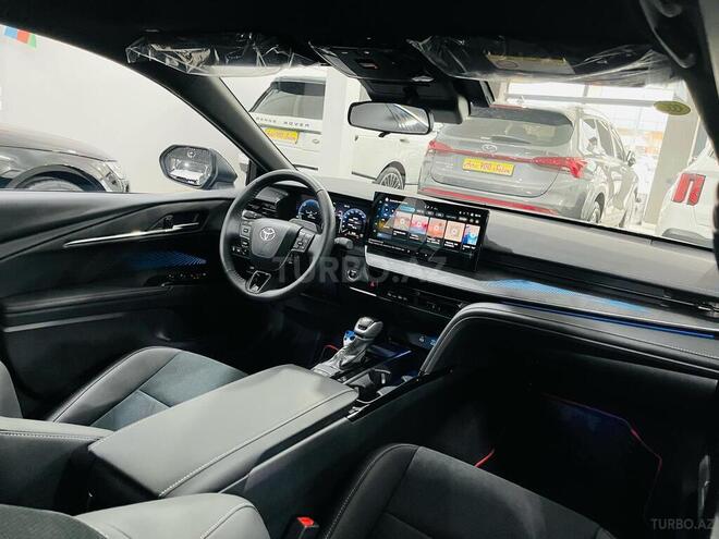 Toyota Camry-8