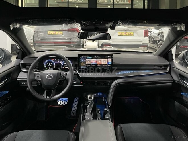 Toyota Camry-7