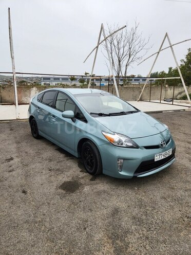 Toyota Prius-1