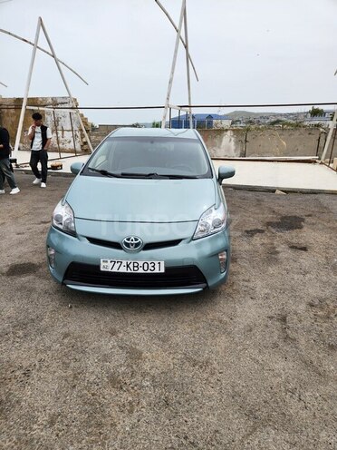 Toyota Prius-2
