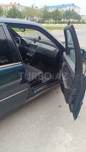 Mercedes C 220 1995, 200,000 km - 2.2 l - Bakı
