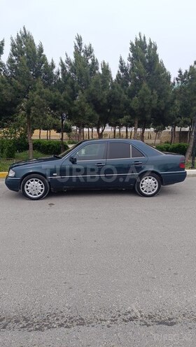 Mercedes C 220 1995, 200,000 km - 2.2 l - Bakı