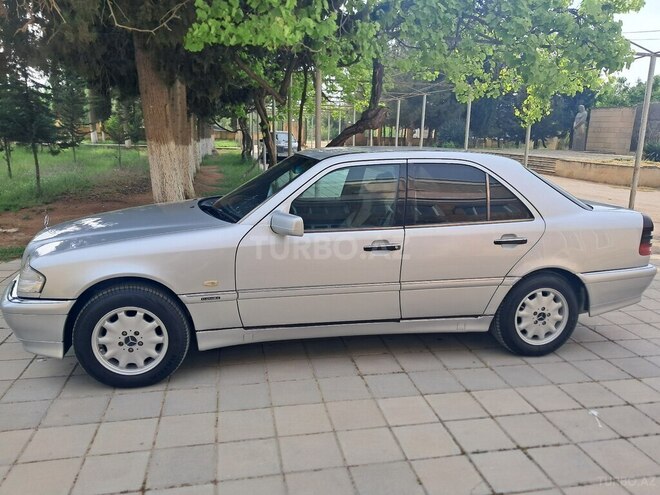 Mercedes C 220 d 1998, 936,279 km - 2.2 л - Sabirabad