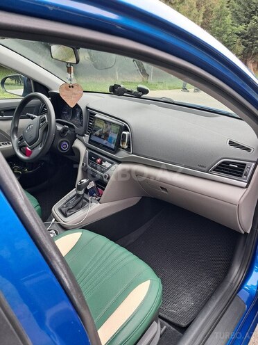 Hyundai Elantra 2017, 122,600 km - 2.0 л - Bakı