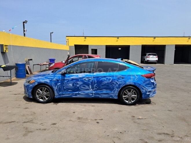 Hyundai Elantra 2017, 122,600 km - 2.0 л - Bakı