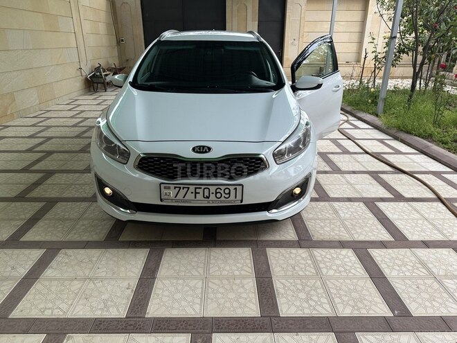 Kia Ceed 2017, 230,000 km - 1.6 л - Bakı