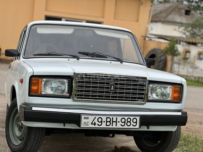 LADA (VAZ) 2107 2007, 90,000 km - 1.6 l - Saatlı