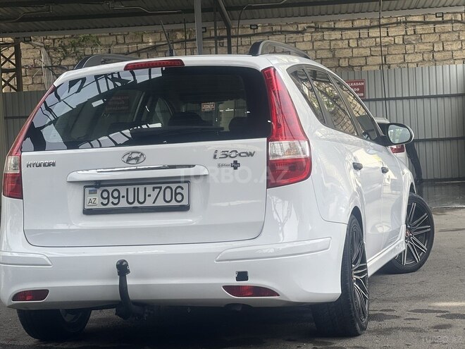 Hyundai i30 2010, 206,000 km - 1.4 л - Bakı