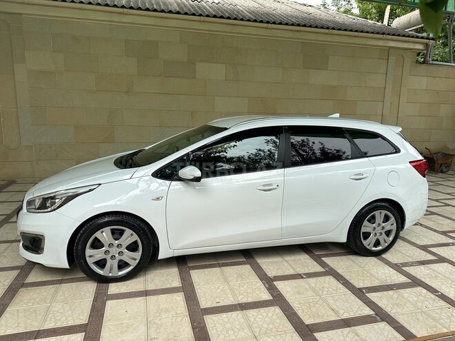 Kia Ceed 2017, 230,000 km - 1.6 л - Bakı
