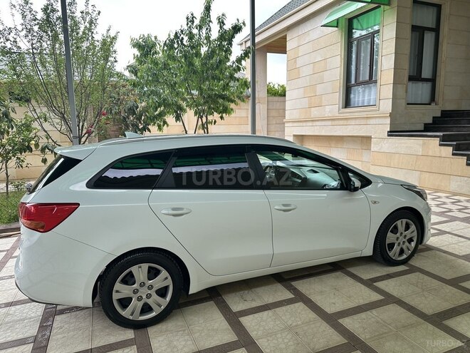 Kia Ceed 2017, 230,000 km - 1.6 л - Bakı