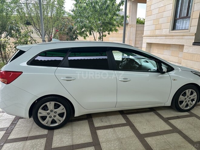 Kia Ceed 2017, 230,000 km - 1.6 л - Bakı