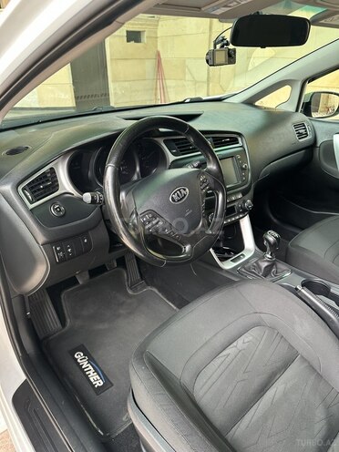 Kia Ceed 2017, 230,000 km - 1.6 л - Bakı