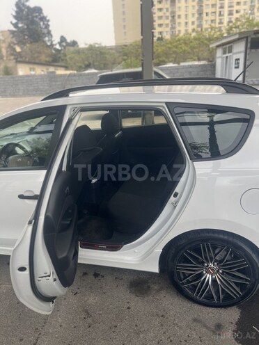 Hyundai i30 2010, 206,000 km - 1.4 л - Bakı